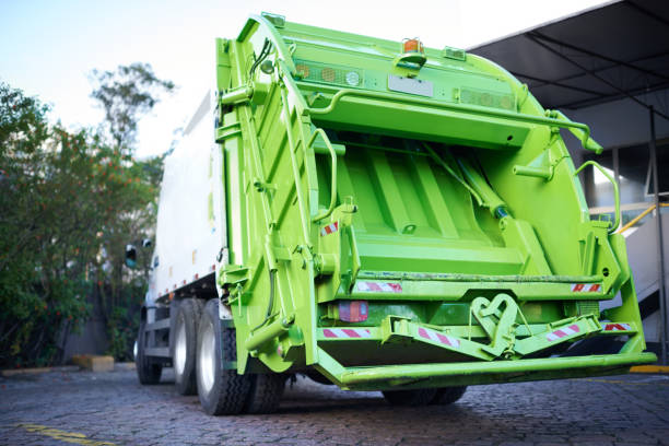 Best Professional Junk Removal  in Weatogue, CT