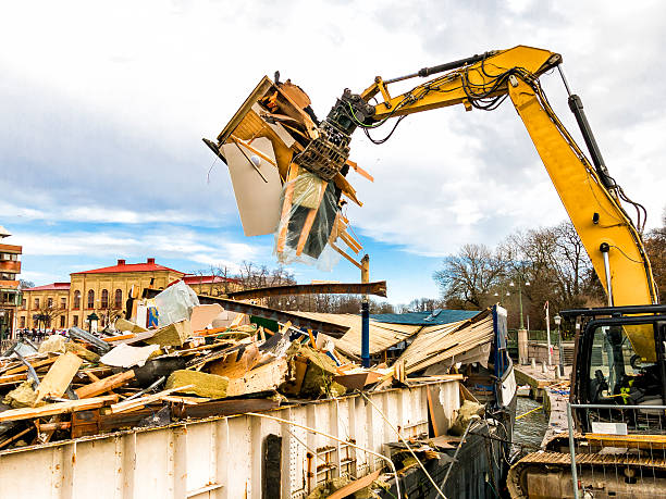Best Construction Debris Removal  in Weatogue, CT